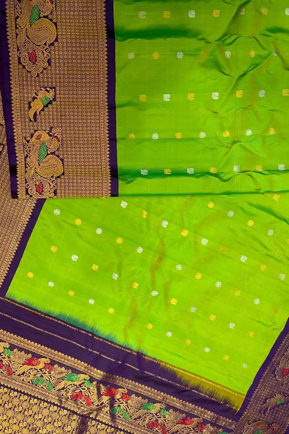 Ethically made Green Silk Saree from Gadwal Handloom