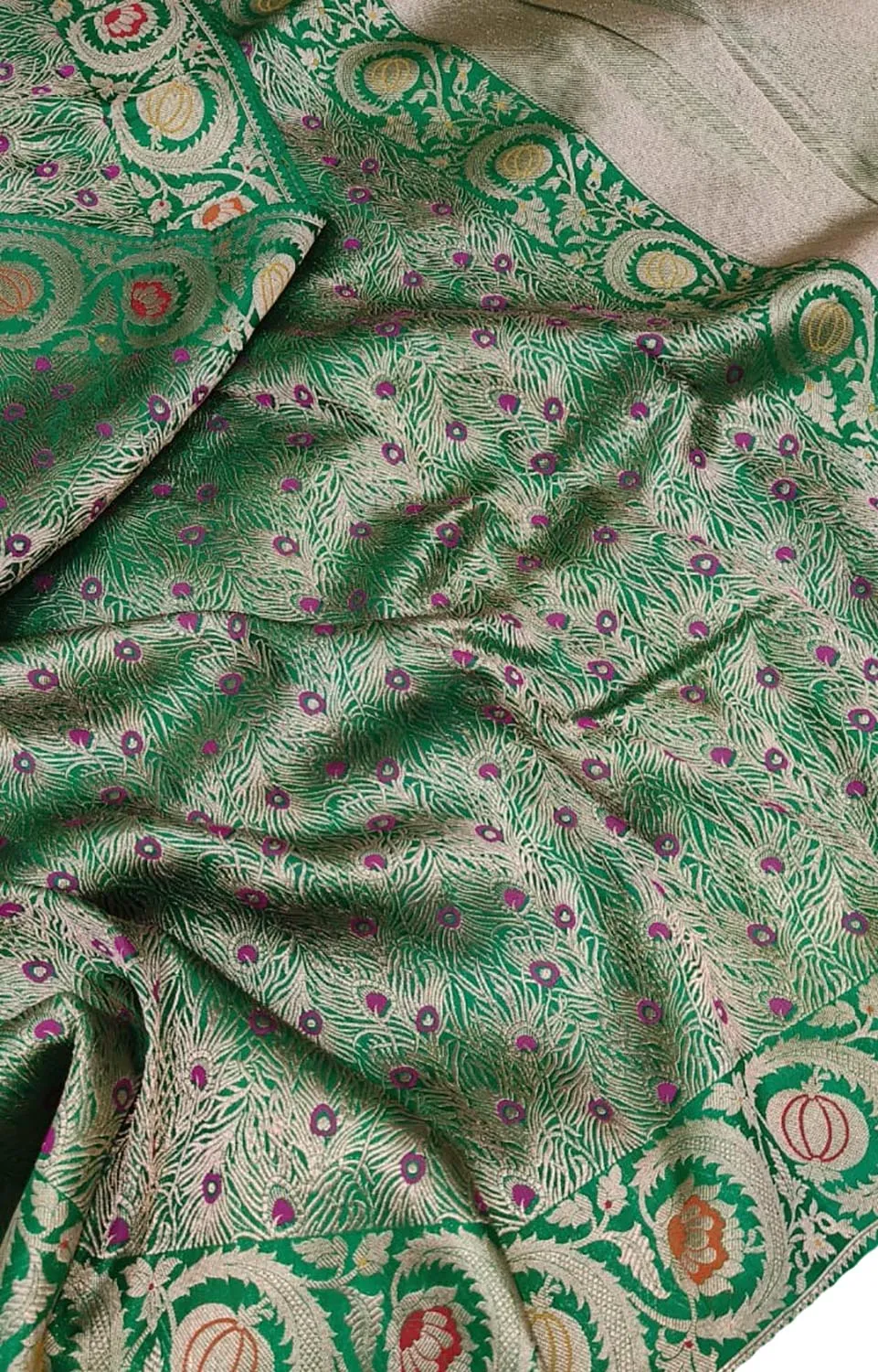 Exquisite Green Banarasi Handloom Pure Katan Silk Meenakari Saree