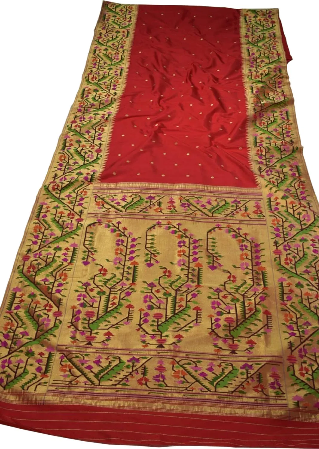 Exquisite Red Paithani Handloom Pure Silk Saree: Timeless Elegance and Luxury