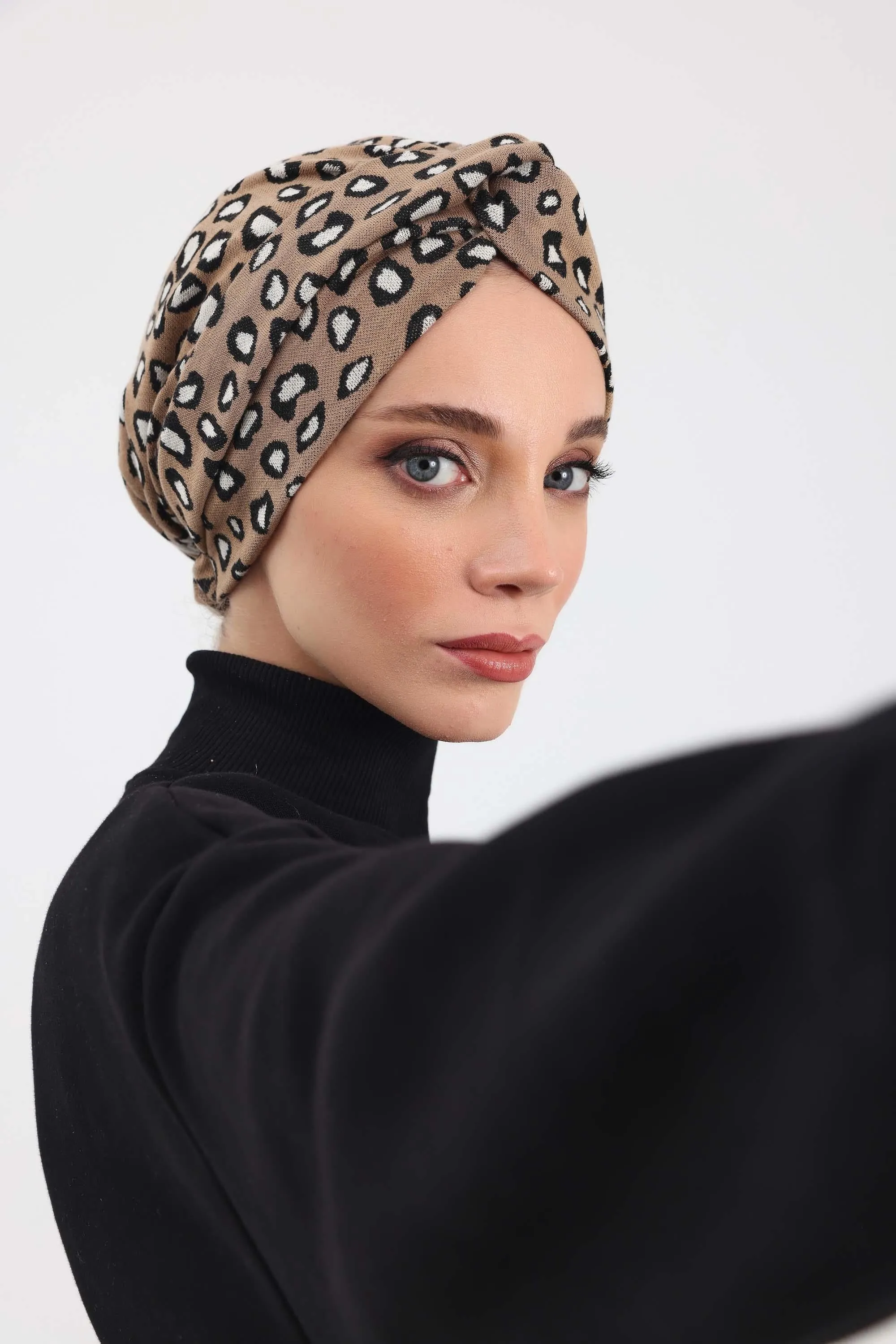 Maharajah-Style Winter Turban Bonnet with Houndstooth & Leopard Patterns, Stretchable Soft Polyviscose Winter Turban Bonnet for Women,B-4DIV