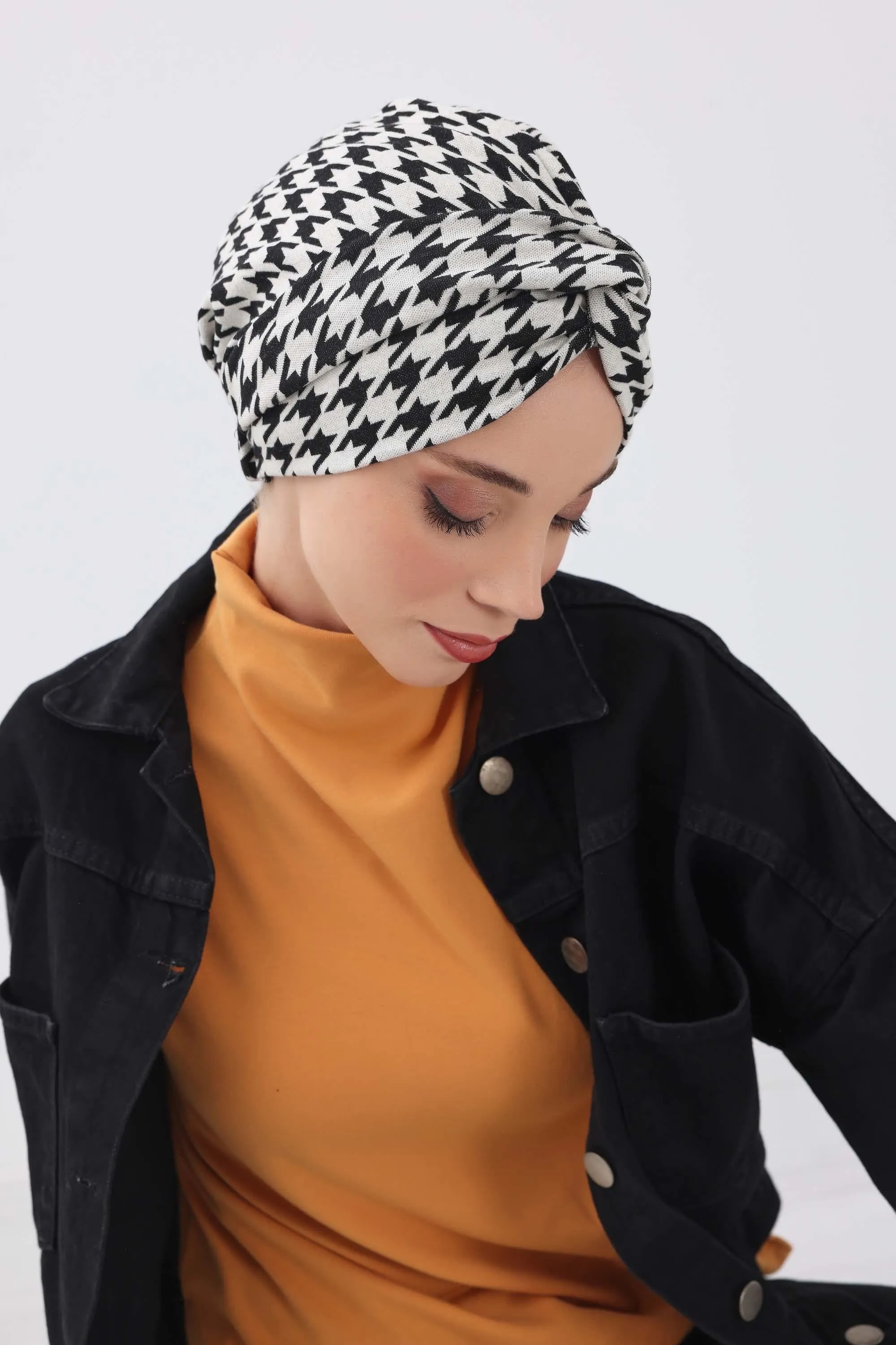 Maharajah-Style Winter Turban Bonnet with Houndstooth & Leopard Patterns, Stretchable Soft Polyviscose Winter Turban Bonnet for Women,B-4DIV