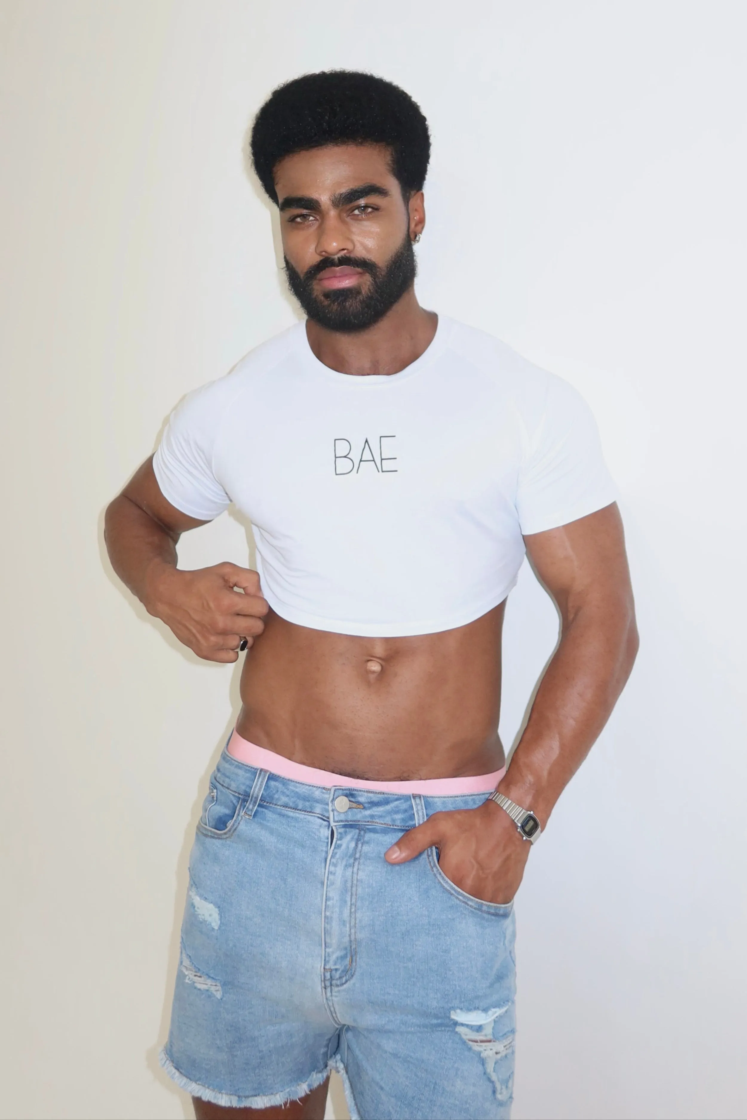 Muscle-Fit Crop Tee - Daylight Bae