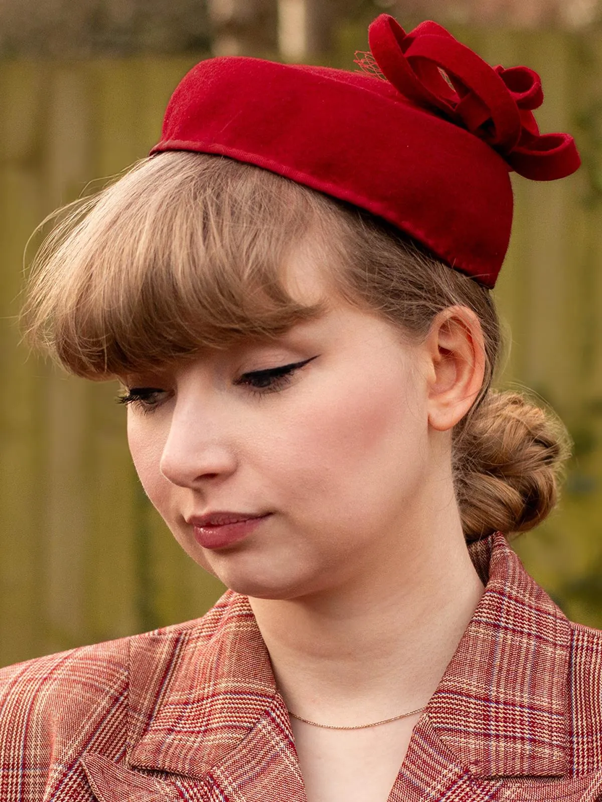 Poppy Red Felt 1940s Vintage Style Pillbox Hat