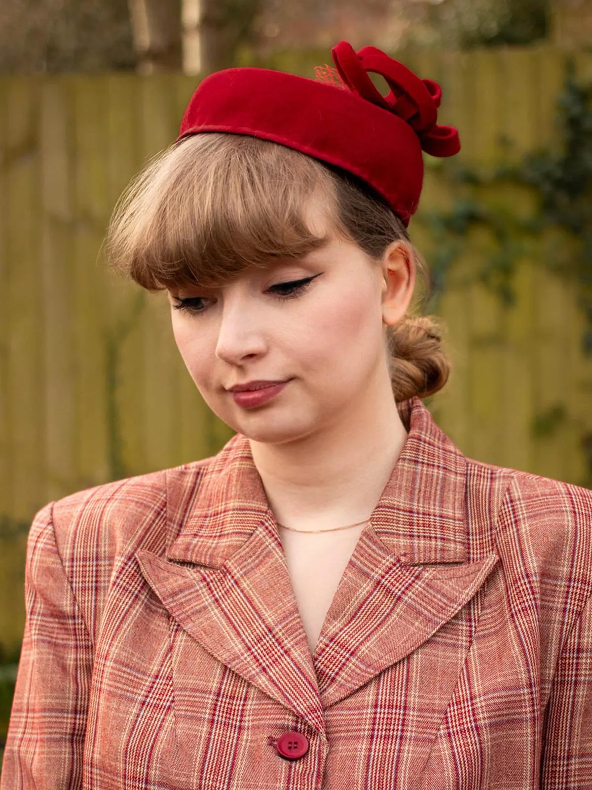 Poppy Red Felt 1940s Vintage Style Pillbox Hat