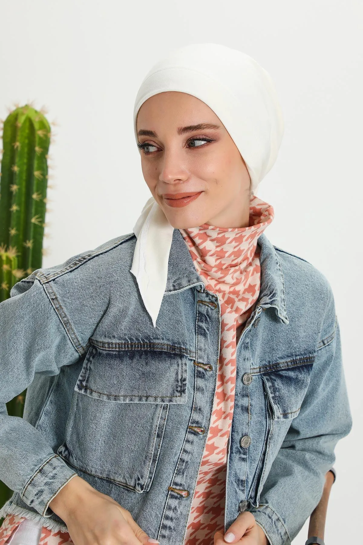 Stylish Ribbed Instant Turban Bonnet for Women, Stretchable Polyviscose Hijab Turban Bonnet, Easy Wear Instant Turban Bandana,B-45RB