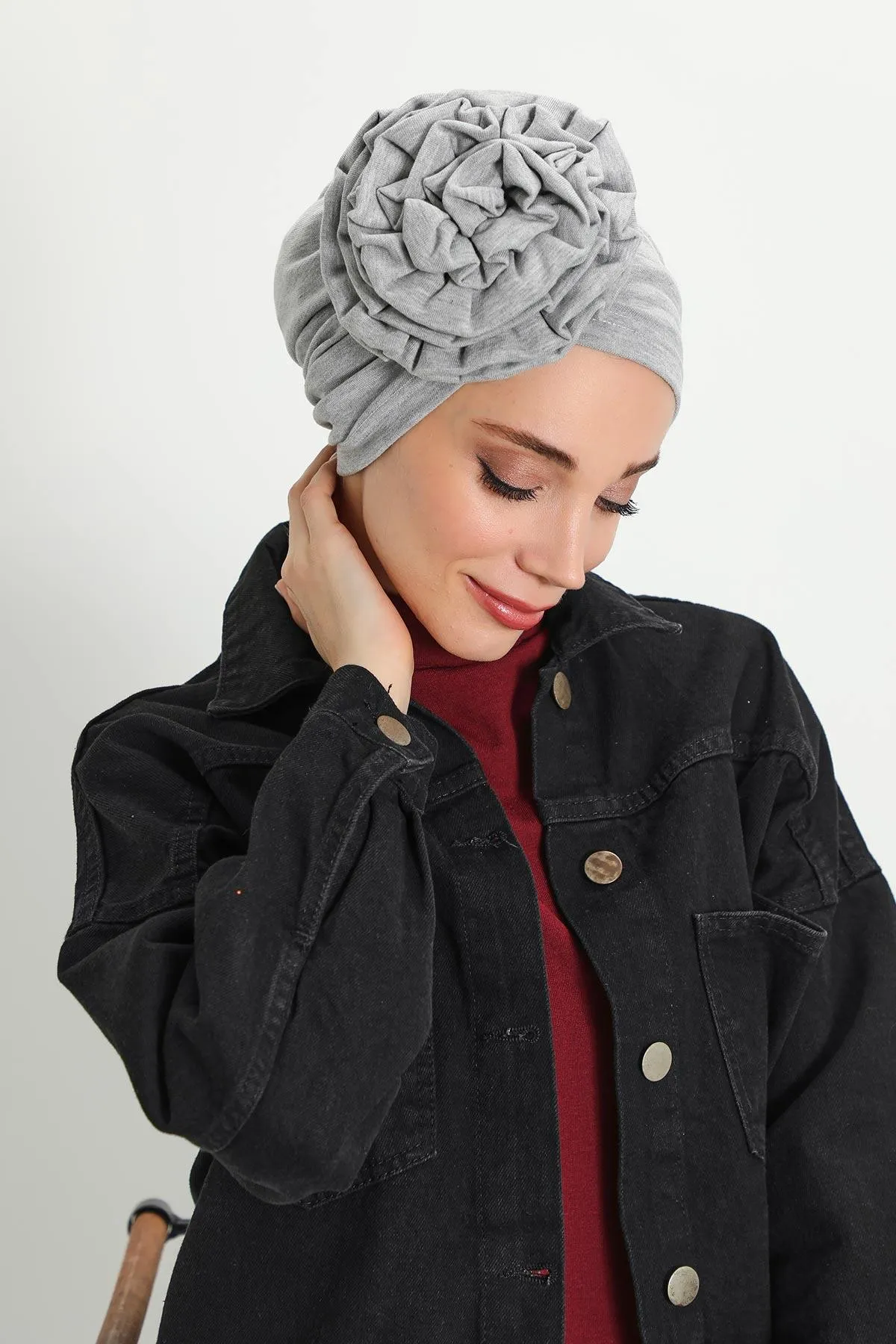 Stylish Rose Design Winter Bonnet for Women, Stretchable Ribbed Instant Turban for Cold Weather, Rose Accent Chemo Headwear,B-21RB