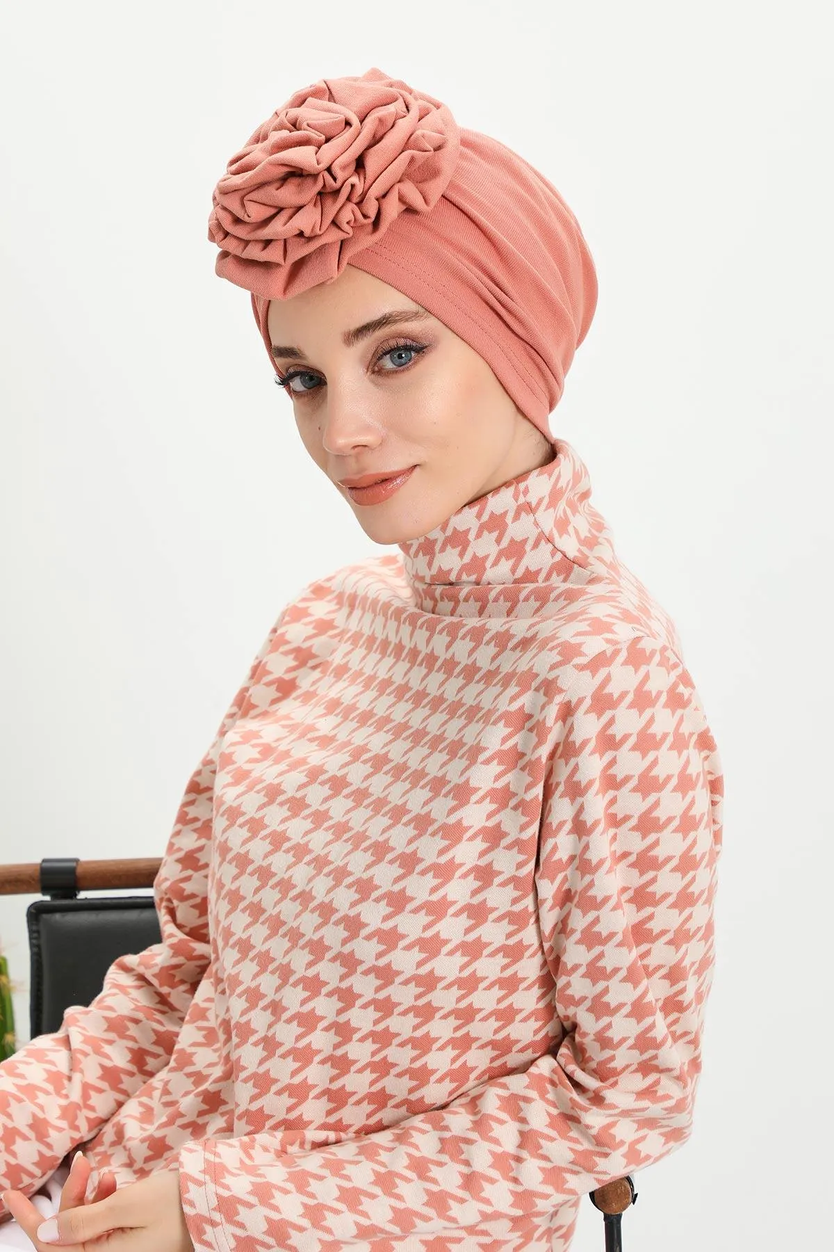 Stylish Rose Design Winter Bonnet for Women, Stretchable Ribbed Instant Turban for Cold Weather, Rose Accent Chemo Headwear,B-21RB