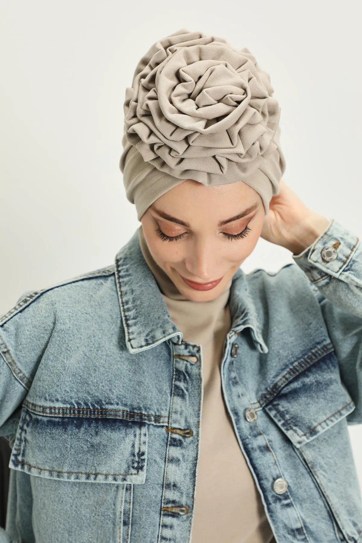 Stylish Rose Design Winter Bonnet for Women, Stretchable Ribbed Instant Turban for Cold Weather, Rose Accent Chemo Headwear,B-21RB