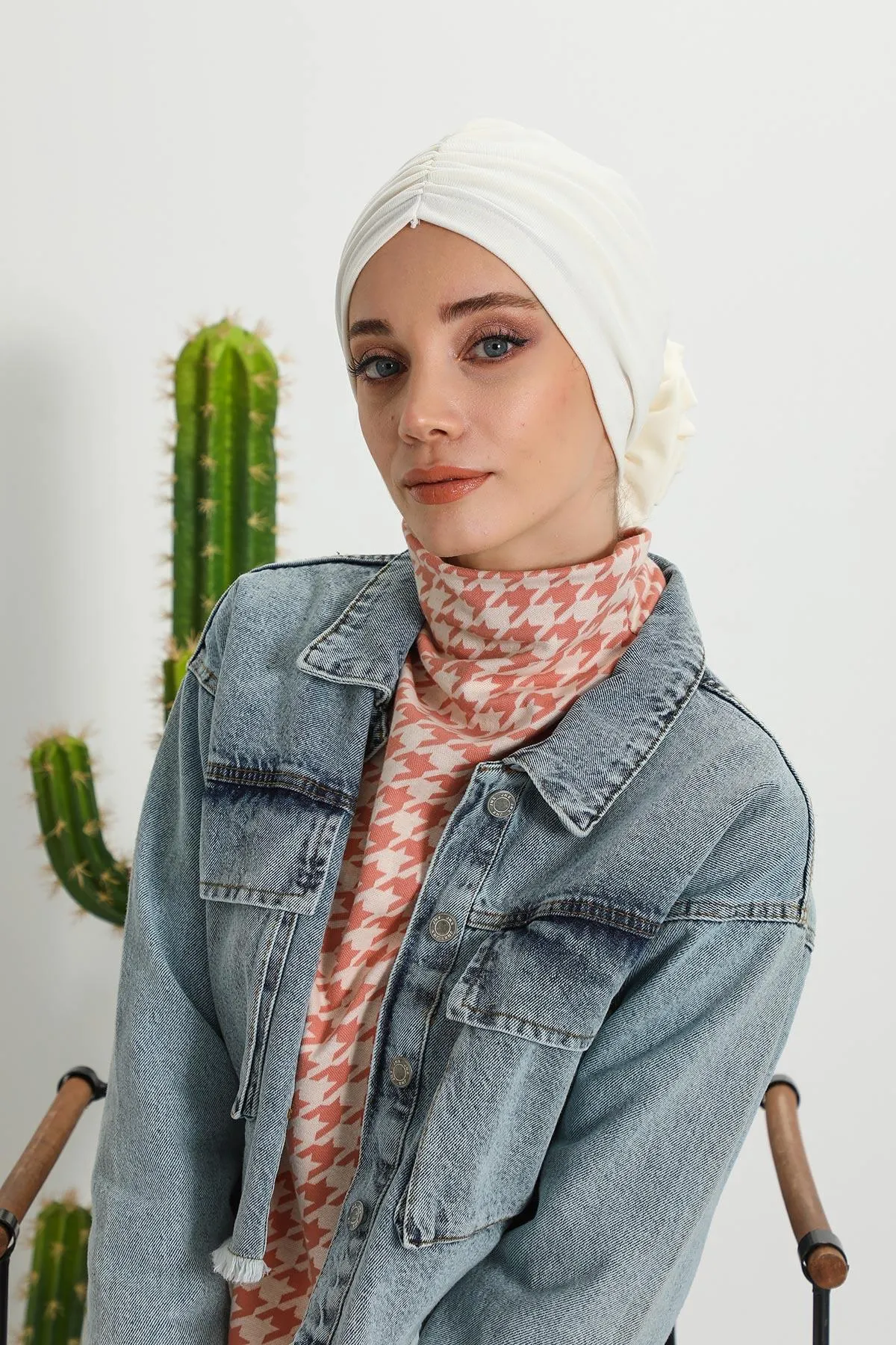 Stylish Rose Design Winter Bonnet for Women, Stretchable Ribbed Instant Turban for Cold Weather, Rose Accent Chemo Headwear,B-21RB