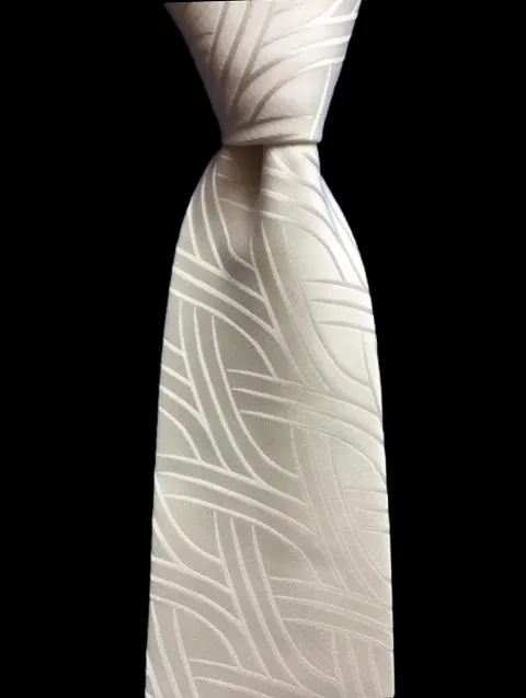 White Vanilla Tie with pattern